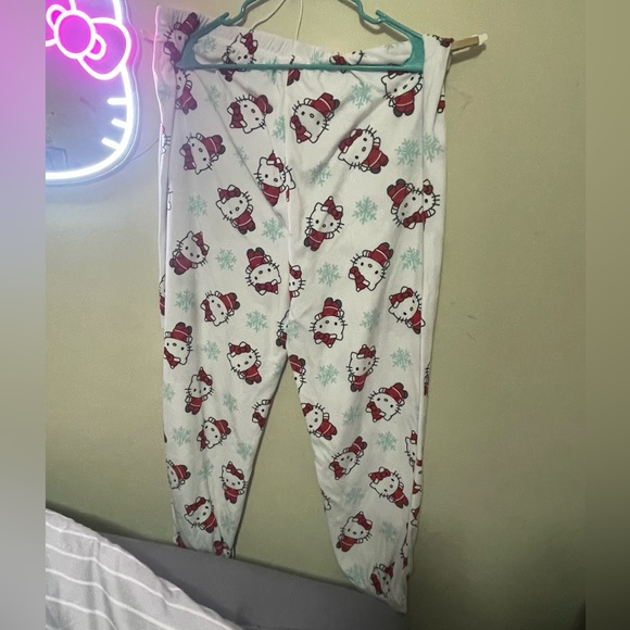 Hello kitty Pajama - Picture 4 of 4